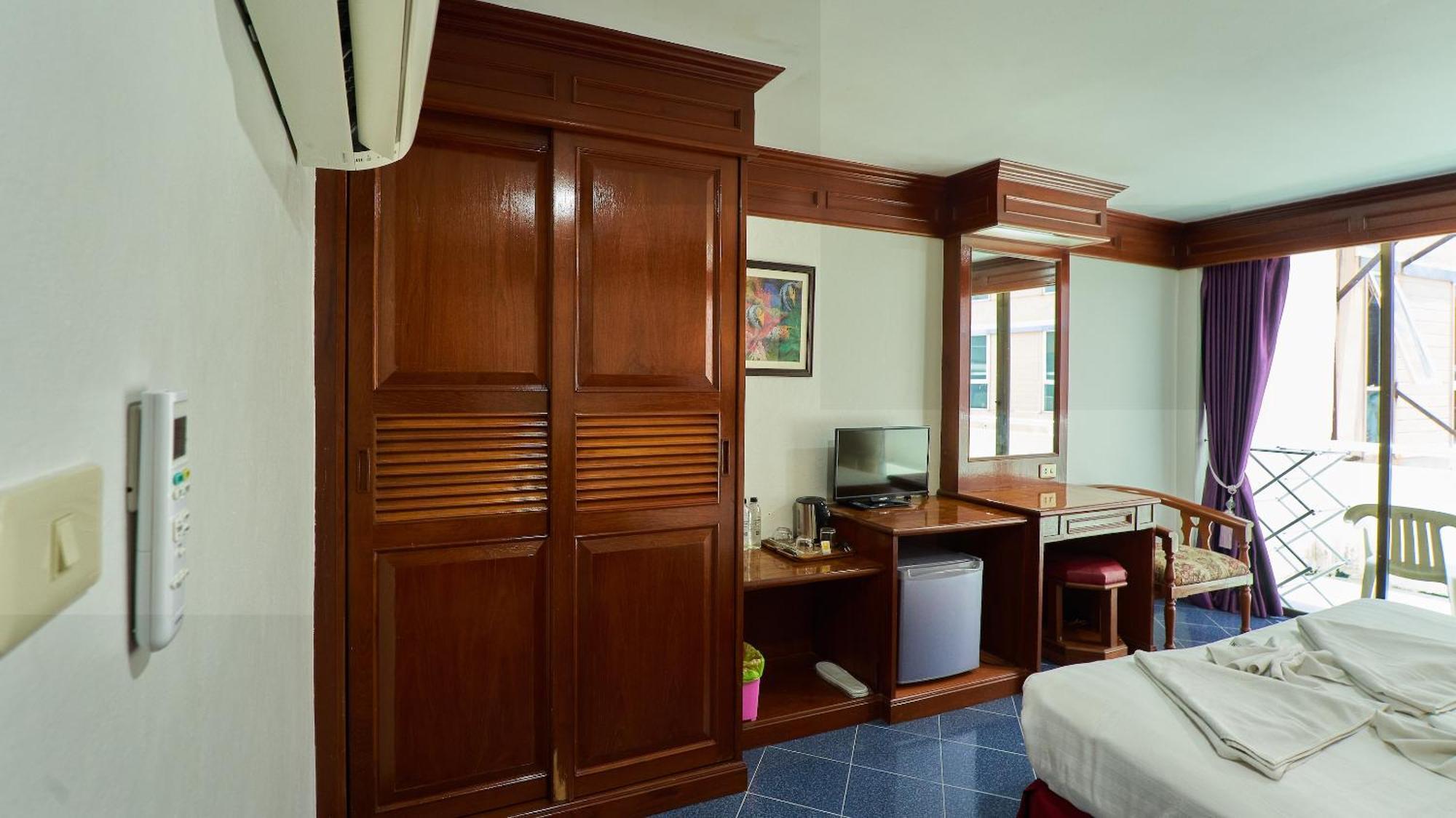 Lime Hotel Patong Стая снимка