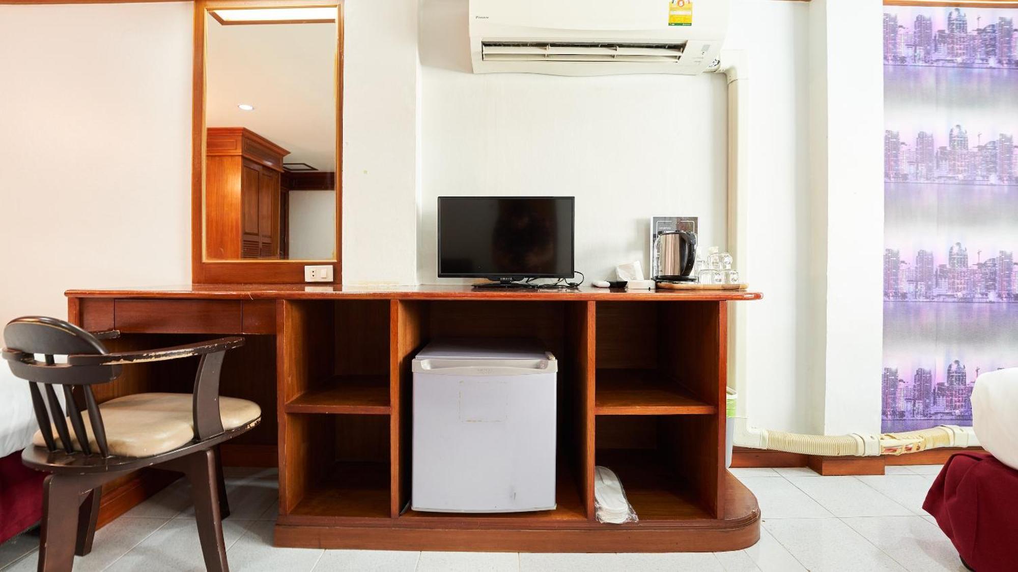 Lime Hotel Patong Стая снимка