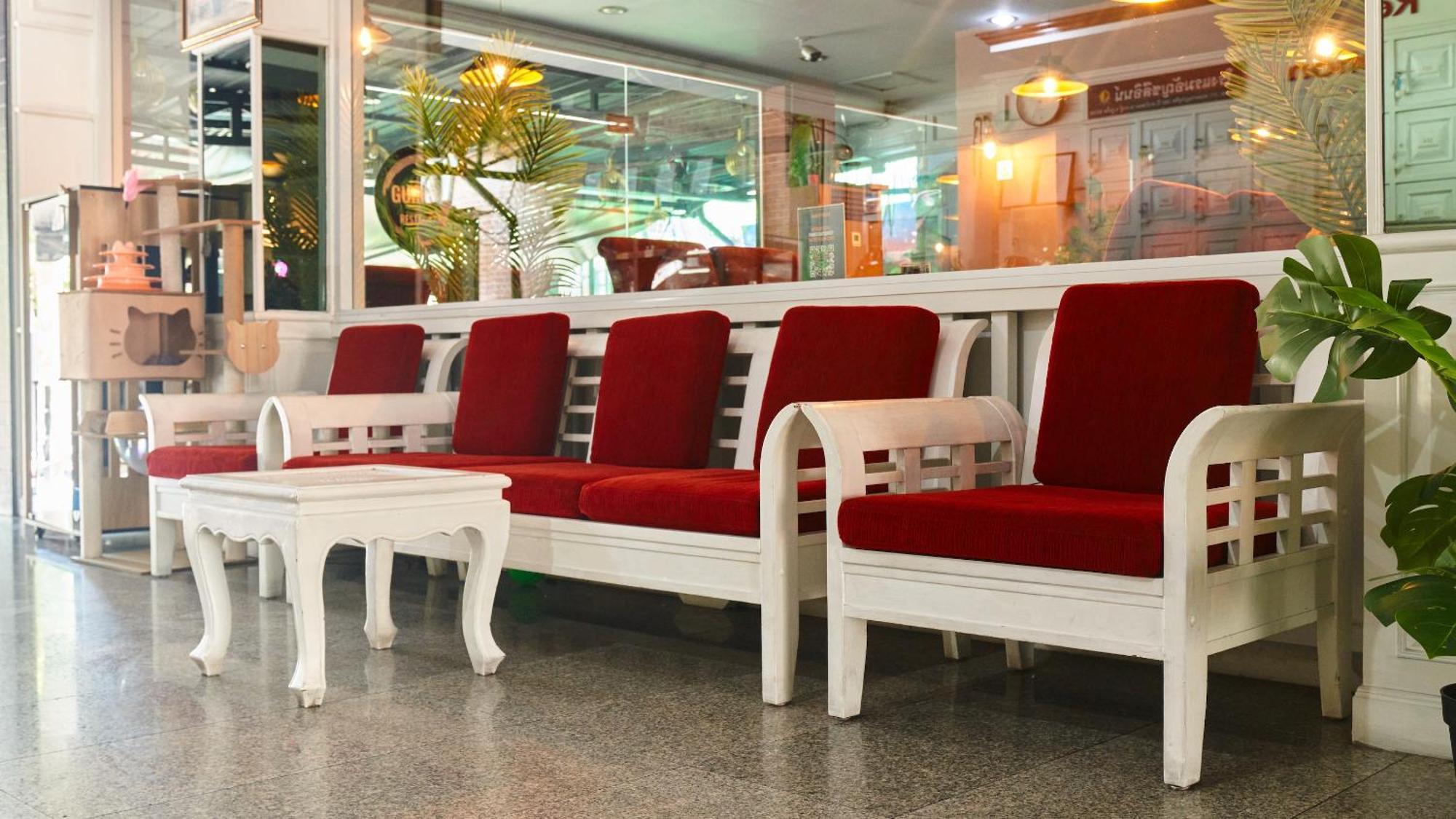 Lime Hotel Patong Екстериор снимка